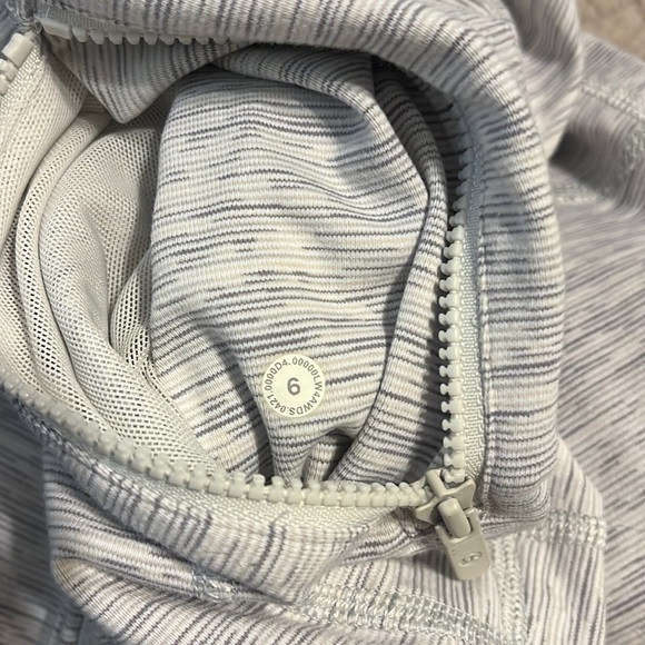 Lululemon Define Jacket *Luon - Picture 3 of 4